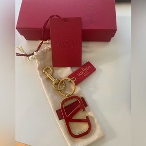 NEW Valentino logo keychain.